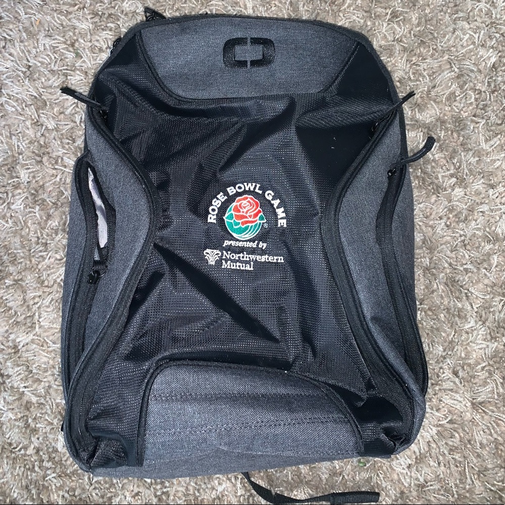 U OF O ROSE BOWL ISSUED BACKPACK